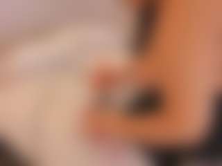 elizabeth-bree's Live Sex Cam Show