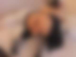 elizabeth-bree's Live Sex Cam Show