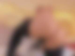 elizabeth-bree's Live Sex Cam Show