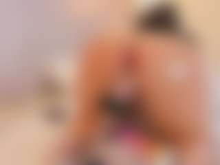 elizabeth-bree's Live Sex Cam Show