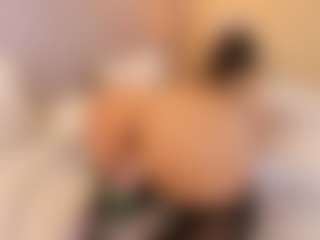 elizabeth-bree's Live Sex Cam Show