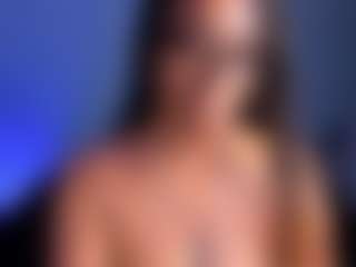 Yougirlebony's Live Sex Cam Show