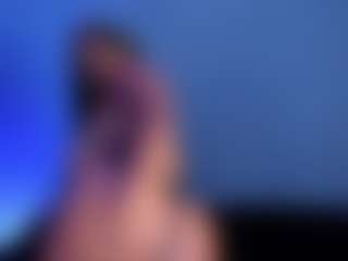 Yougirlebony's Live Sex Cam Show
