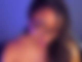 Live cam show with Yougirlebony - Ebony Amateur on Livezox