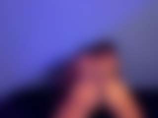 Live cam show with Yougirlebony - Orgasm on PervPlay.com
