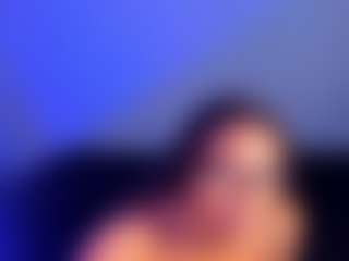 Show en direct avec Yougirlebony - Sexwebcam Teen (18+) sur Camsoda