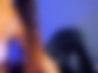 Yougirlebony's Live Sex Cam Show
