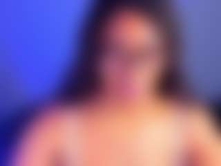 Yougirlebony's Live Sex Cam Show