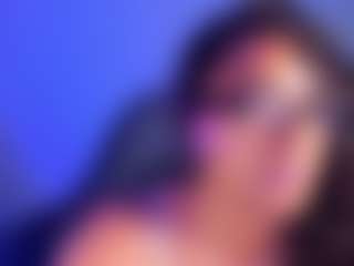 Live cam show with Yougirlebony - Brown Eyes on boobsie.com