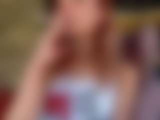 Live cam show with karoline1201 - Camel Toe on Camsoda
