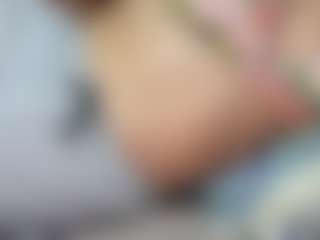 Live cam show with karoline1201 - Living Room on SpankPalCams
