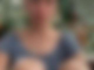 Live cam show with karoline1201 - Smoke on crypto-cams