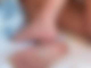 Live cam show with karoline1201 - Camel Toe on Dolls Live