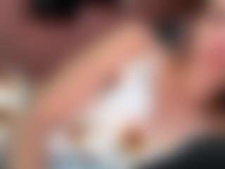Live cam show with karoline1201 - Upskirt on Chatstar