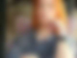 Live cam show with karoline1201 - Living Room on thefappeningchat.com