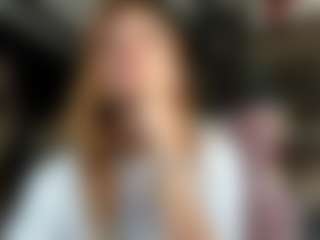 Live cam show with karoline1201 - Smoke on Camsoda