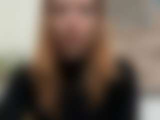 Live cam show with karoline1201 - Living Room on Camsoda