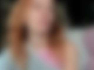 Live cam show with karoline1201 - Camel Toe on Fling VIP Chat