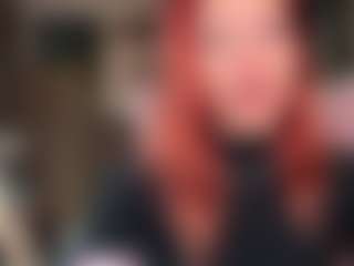 Live cam show with karoline1201 - Living Room on WildCum