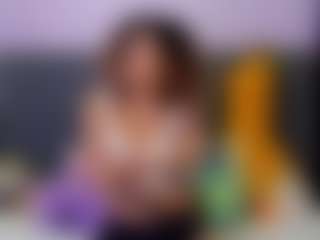 Live cam show with harmonyhill - College Teen (18+) on Dare Cams