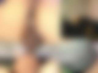 hellonheelz's Live Sex Cam Show