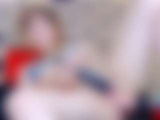 Live cam show with ivorydreams - Drinking on Free Soda