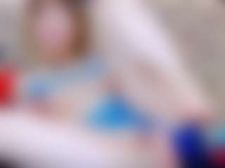 Live cam show with ivorydreams - Green Eyes on fapnchat