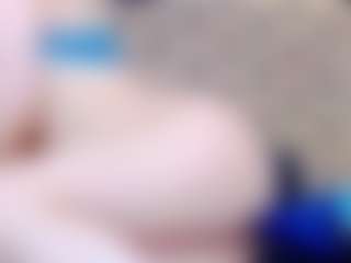 ivorydreams's Live Sex Cam Show