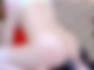 Live cam show with ivorydreams - Athletic on Dolls Live