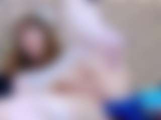 ivorydreams's Live Sex Cam Show