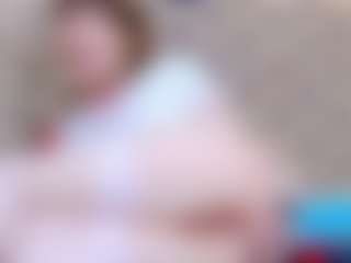 Live cam show with ivorydreams - Green Eyes on CamwithHer