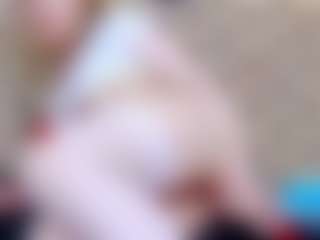 Live cam show with ivorydreams - Fingering Teen (18+) on PervPlay.com