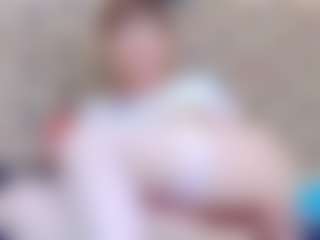 Live cam show with ivorydreams - Green Eyes on hotwifechat.live