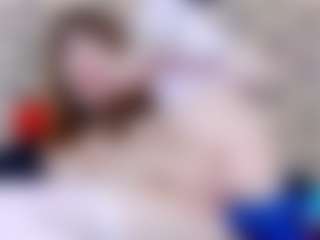 ivorydreams's Live Sex Cam Show