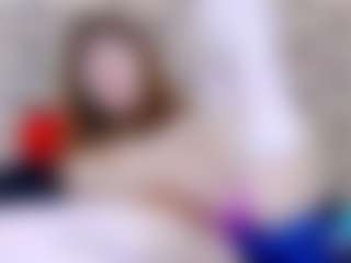 ivorydreams's Live Sex Cam Show