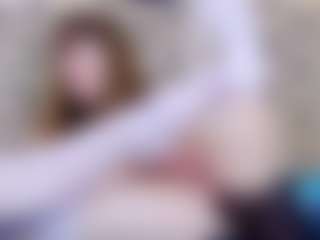 ivorydreams's Live Sex Cam Show