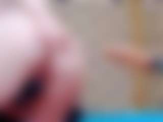 ivorydreams's Live Sex Cam Show