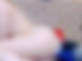 Live cam show with ivorydreams - Joi on Livezox