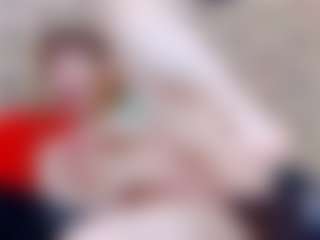 Live cam show with ivorydreams - Green Eyes on AdultVida.com