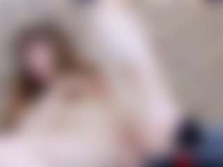ivorydreams's Live Sex Cam Show