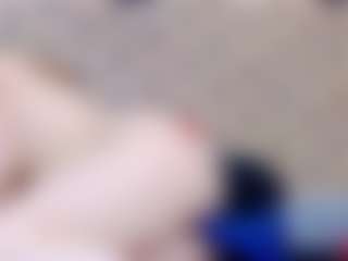 ivorydreams's Live Sex Cam Show