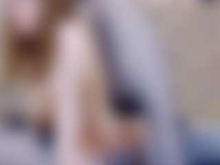 ivorydreams's Live Sex Cam Show