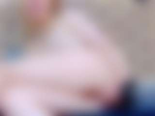 Live cam show with ivorydreams - Athletic Dildo on Big Tits