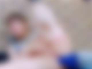 Live cam show with ivorydreams - Shaved on madthumbs