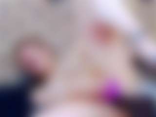 ivorydreams's Live Sex Cam Show