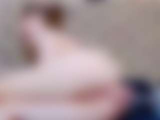 ivorydreams's Live Sex Cam Show