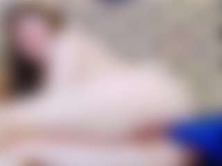 ivorydreams's Live Sex Cam Show