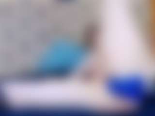 ivorydreams's Live Sex Cam Show