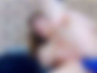 ivorydreams's Live Sex Cam Show