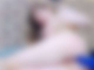 ivorydreams's Live Sex Cam Show
